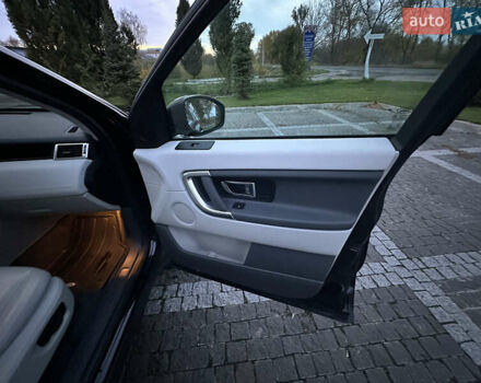 Черный Ленд Ровер Discovery Sport, объемом двигателя 2 л и пробегом 141 тыс. км за 15800 $, фото 42 на Automoto.ua