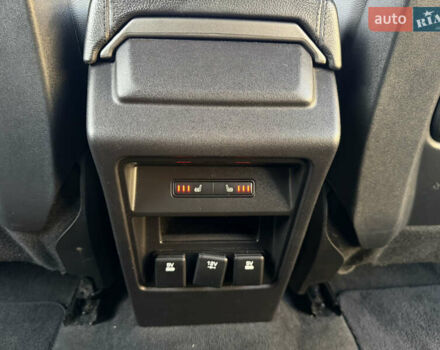 Черный Ленд Ровер Discovery Sport, объемом двигателя 2 л и пробегом 119 тыс. км за 18950 $, фото 31 на Automoto.ua