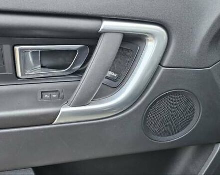 Чорний Ленд Ровер Discovery Sport, об'ємом двигуна 2 л та пробігом 218 тис. км за 17850 $, фото 18 на Automoto.ua