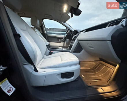 Черный Ленд Ровер Discovery Sport, объемом двигателя 2 л и пробегом 141 тыс. км за 15800 $, фото 47 на Automoto.ua