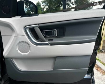 Чорний Ленд Ровер Discovery Sport, об'ємом двигуна 2 л та пробігом 112 тис. км за 19490 $, фото 27 на Automoto.ua