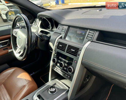 Черный Ленд Ровер Discovery Sport, объемом двигателя 2 л и пробегом 96 тыс. км за 20000 $, фото 40 на Automoto.ua