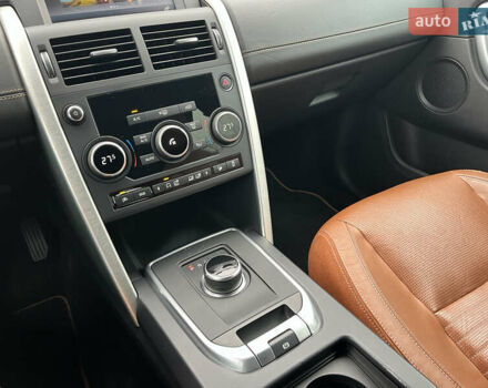 Черный Ленд Ровер Discovery Sport, объемом двигателя 2 л и пробегом 100 тыс. км за 19000 $, фото 39 на Automoto.ua