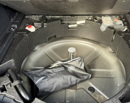 Чорний Ленд Ровер Discovery Sport, об'ємом двигуна 2 л та пробігом 178 тис. км за 19200 $, фото 44 на Automoto.ua