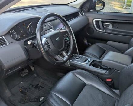 Черный Ленд Ровер Discovery Sport, объемом двигателя 2 л и пробегом 71 тыс. км за 20500 $, фото 4 на Automoto.ua