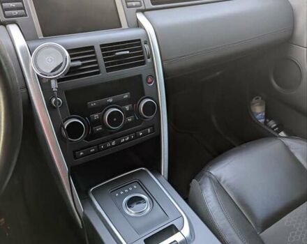 Черный Ленд Ровер Discovery Sport, объемом двигателя 2 л и пробегом 71 тыс. км за 20500 $, фото 11 на Automoto.ua