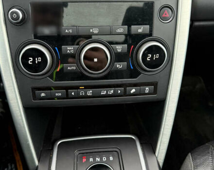 Черный Ленд Ровер Discovery Sport, объемом двигателя 2 л и пробегом 205 тыс. км за 20900 $, фото 12 на Automoto.ua