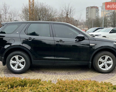 Черный Ленд Ровер Discovery Sport, объемом двигателя 2 л и пробегом 111 тыс. км за 20300 $, фото 7 на Automoto.ua