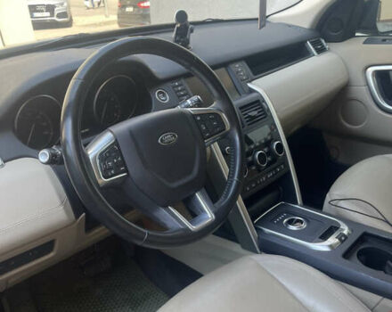 Черный Ленд Ровер Discovery Sport, объемом двигателя 2 л и пробегом 182 тыс. км за 16500 $, фото 3 на Automoto.ua