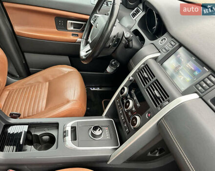 Черный Ленд Ровер Discovery Sport, объемом двигателя 2 л и пробегом 99 тыс. км за 19000 $, фото 51 на Automoto.ua