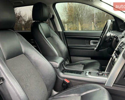 Черный Ленд Ровер Discovery Sport, объемом двигателя 2 л и пробегом 111 тыс. км за 20300 $, фото 17 на Automoto.ua