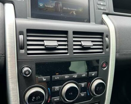 Черный Ленд Ровер Discovery Sport, объемом двигателя 2 л и пробегом 126 тыс. км за 23200 $, фото 13 на Automoto.ua
