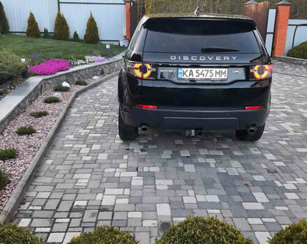 Черный Ленд Ровер Discovery Sport, объемом двигателя 2 л и пробегом 122 тыс. км за 22500 $, фото 4 на Automoto.ua