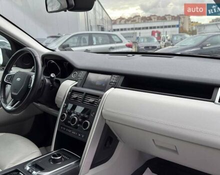 Чорний Ленд Ровер Discovery Sport, об'ємом двигуна 2 л та пробігом 189 тис. км за 17999 $, фото 17 на Automoto.ua