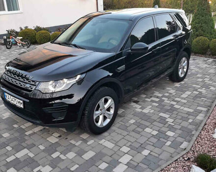 Черный Ленд Ровер Discovery Sport, объемом двигателя 2 л и пробегом 122 тыс. км за 22500 $, фото 2 на Automoto.ua