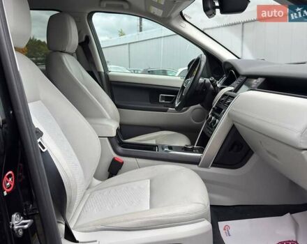 Чорний Ленд Ровер Discovery Sport, об'ємом двигуна 2 л та пробігом 189 тис. км за 17999 $, фото 16 на Automoto.ua