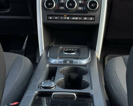 Черный Ленд Ровер Discovery Sport, объемом двигателя 2 л и пробегом 135 тыс. км за 19900 $, фото 32 на Automoto.ua