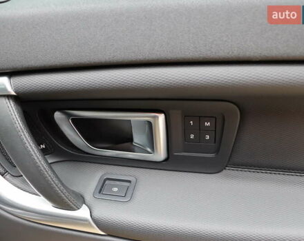 Черный Ленд Ровер Discovery Sport, объемом двигателя 2 л и пробегом 92 тыс. км за 20900 $, фото 45 на Automoto.ua