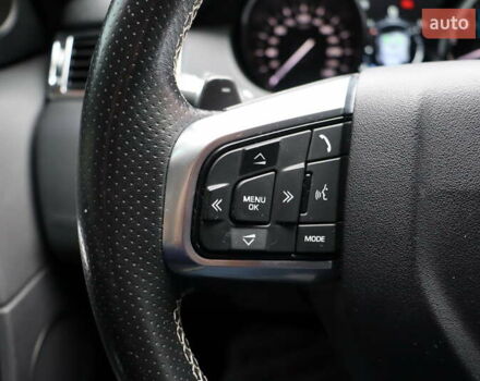 Черный Ленд Ровер Discovery Sport, объемом двигателя 2 л и пробегом 92 тыс. км за 20900 $, фото 20 на Automoto.ua