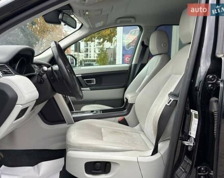 Чорний Ленд Ровер Discovery Sport, об'ємом двигуна 2 л та пробігом 189 тис. км за 17999 $, фото 8 на Automoto.ua