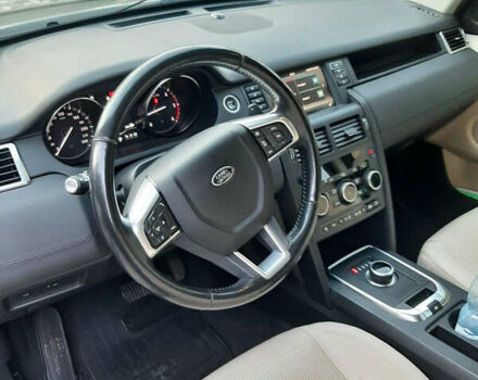 Черный Ленд Ровер Discovery Sport, объемом двигателя 2 л и пробегом 122 тыс. км за 22500 $, фото 9 на Automoto.ua