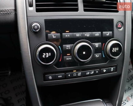 Черный Ленд Ровер Discovery Sport, объемом двигателя 2 л и пробегом 92 тыс. км за 20900 $, фото 30 на Automoto.ua