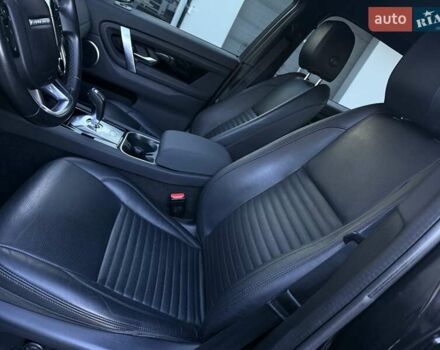 Черный Ленд Ровер Discovery Sport, объемом двигателя 2 л и пробегом 156 тыс. км за 20799 $, фото 43 на Automoto.ua