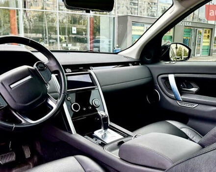 Черный Ленд Ровер Discovery Sport, объемом двигателя 2 л и пробегом 46 тыс. км за 33500 $, фото 21 на Automoto.ua