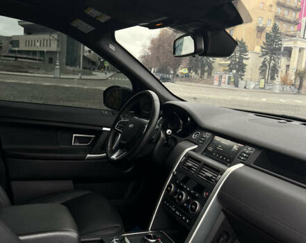 Черный Ленд Ровер Discovery Sport, объемом двигателя 2 л и пробегом 200 тыс. км за 18000 $, фото 19 на Automoto.ua
