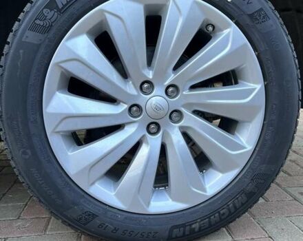 Чорний Ленд Ровер Discovery Sport, об'ємом двигуна 2 л та пробігом 76 тис. км за 37000 $, фото 6 на Automoto.ua