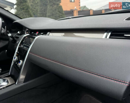 Черный Ленд Ровер Discovery Sport, объемом двигателя 2 л и пробегом 65 тыс. км за 26999 $, фото 33 на Automoto.ua