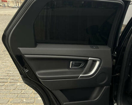 Черный Ленд Ровер Discovery Sport, объемом двигателя 2 л и пробегом 200 тыс. км за 18000 $, фото 11 на Automoto.ua