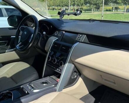Черный Ленд Ровер Discovery Sport, объемом двигателя 2 л и пробегом 81 тыс. км за 22900 $, фото 12 на Automoto.ua