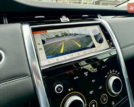 Черный Ленд Ровер Discovery Sport, объемом двигателя 2 л и пробегом 46 тыс. км за 33500 $, фото 28 на Automoto.ua