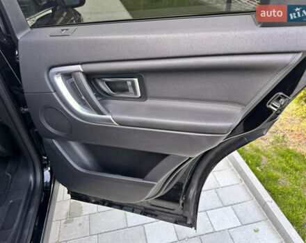 Черный Ленд Ровер Discovery Sport, объемом двигателя 2 л и пробегом 110 тыс. км за 21900 $, фото 21 на Automoto.ua