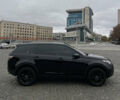Черный Ленд Ровер Discovery Sport, объемом двигателя 2 л и пробегом 200 тыс. км за 18000 $, фото 6 на Automoto.ua