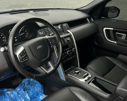 Черный Ленд Ровер Discovery Sport, объемом двигателя 2 л и пробегом 200 тыс. км за 18000 $, фото 17 на Automoto.ua