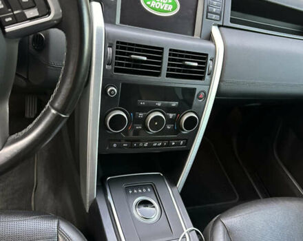 Черный Ленд Ровер Discovery Sport, объемом двигателя 2 л и пробегом 110 тыс. км за 21900 $, фото 17 на Automoto.ua