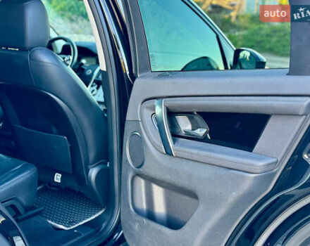 Чорний Ленд Ровер Discovery Sport, об'ємом двигуна 2 л та пробігом 94 тис. км за 28500 $, фото 23 на Automoto.ua