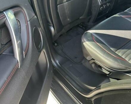 Черный Ленд Ровер Discovery Sport, объемом двигателя 2 л и пробегом 110 тыс. км за 32300 $, фото 4 на Automoto.ua