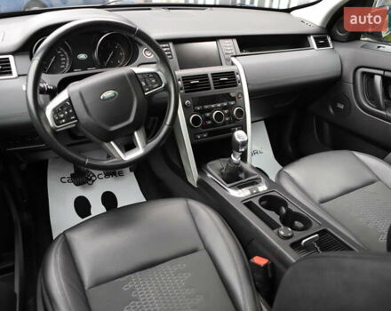 Черный Ленд Ровер Discovery Sport, объемом двигателя 2 л и пробегом 142 тыс. км за 23899 $, фото 121 на Automoto.ua