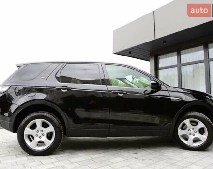 Черный Ленд Ровер Discovery Sport, объемом двигателя 2 л и пробегом 142 тыс. км за 23899 $, фото 81 на Automoto.ua