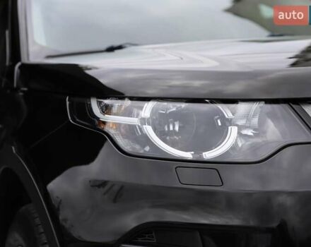 Черный Ленд Ровер Discovery Sport, объемом двигателя 2 л и пробегом 142 тыс. км за 23899 $, фото 26 на Automoto.ua