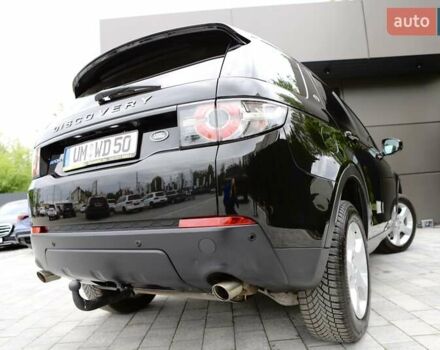 Черный Ленд Ровер Discovery Sport, объемом двигателя 2 л и пробегом 142 тыс. км за 23899 $, фото 71 на Automoto.ua