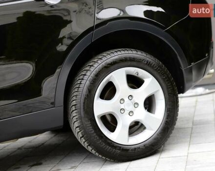 Черный Ленд Ровер Discovery Sport, объемом двигателя 2 л и пробегом 142 тыс. км за 23899 $, фото 12 на Automoto.ua