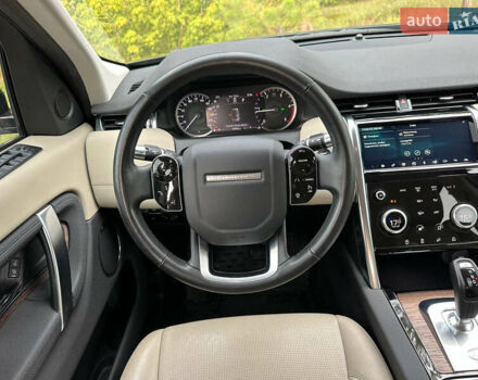 Ленд Ровер Discovery Sport 2020 в Киеве на Automoto.ua Черный Ленд Ровер Discovery Sport, объемом двигателя 2 л и пробегом 39 тыс. км за 34500 $, фото 65 на Automoto.ua