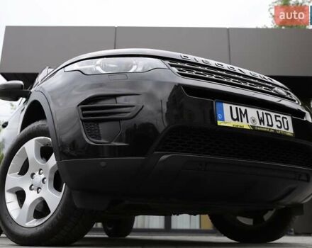 Черный Ленд Ровер Discovery Sport, объемом двигателя 2 л и пробегом 142 тыс. км за 23899 $, фото 60 на Automoto.ua