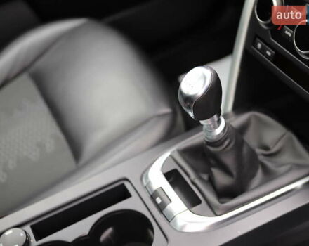 Черный Ленд Ровер Discovery Sport, объемом двигателя 2 л и пробегом 142 тыс. км за 23899 $, фото 141 на Automoto.ua