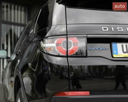 Черный Ленд Ровер Discovery Sport, объемом двигателя 2 л и пробегом 142 тыс. км за 23899 $, фото 95 на Automoto.ua