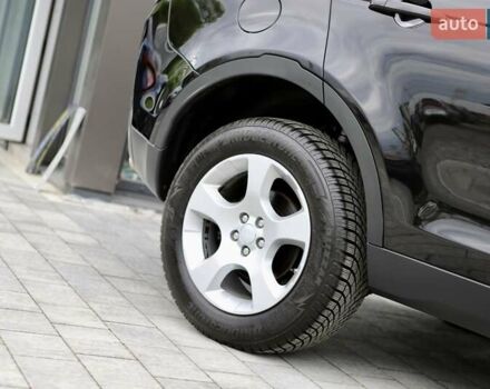Черный Ленд Ровер Discovery Sport, объемом двигателя 2 л и пробегом 142 тыс. км за 23899 $, фото 42 на Automoto.ua